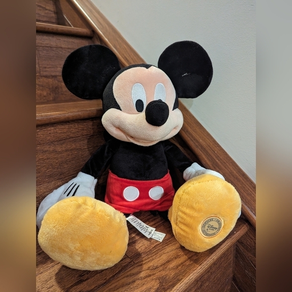 The Disney store Mickey Mouse Plush  In excellent condition - Picture 3 of 6